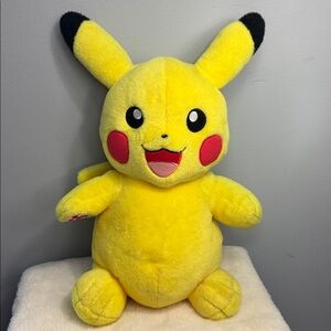 2016 Pokémon Pikachu Build A Bear 18" Plush